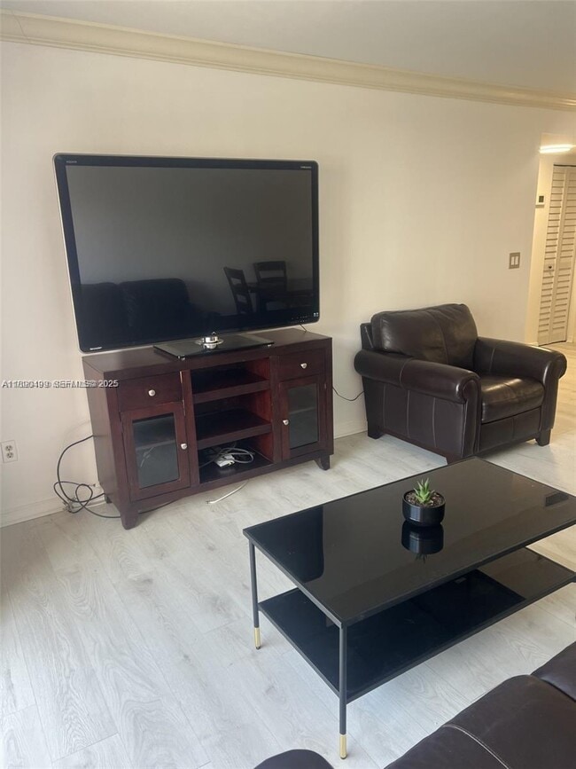 Building Photo - 3545 NE 167th St