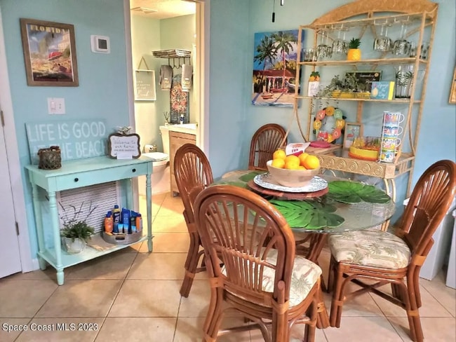 Foto del edificio - 8751 Live Oak Ct