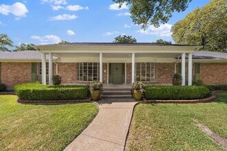 Building Photo - 3431 Kiest Hill Dr