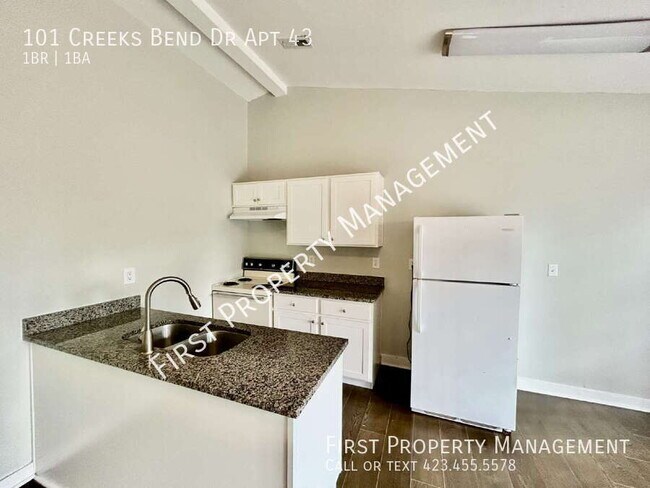 Foto del edificio - 101 Creeks Bend Dr