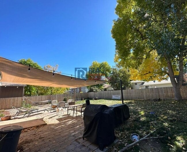 Building Photo - 831 Winchester Dr