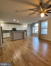 Building Photo - 15507 Gossoms Store Ct