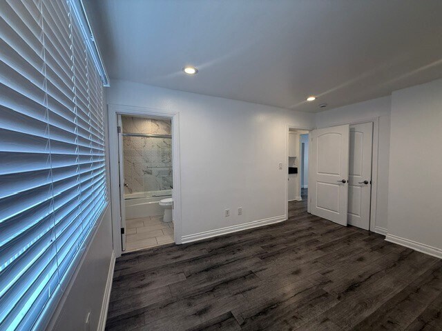 Foto del edificio - 237 E Anaheim St