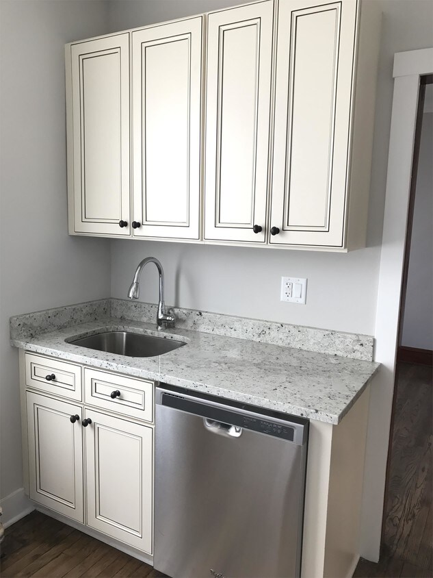 Foto principal - 6432 19th St
