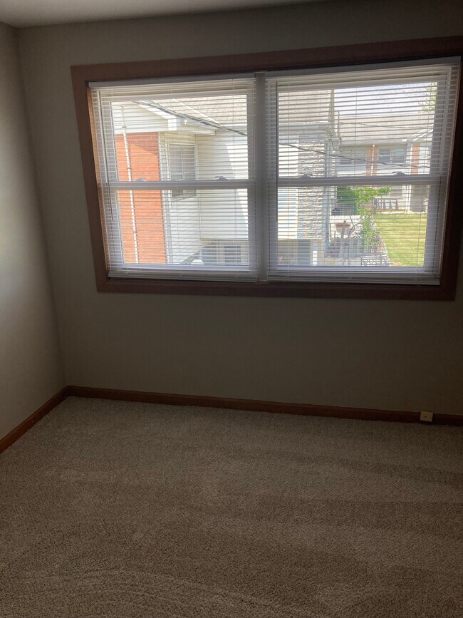 Foto del edificio - 3 Oak Rd