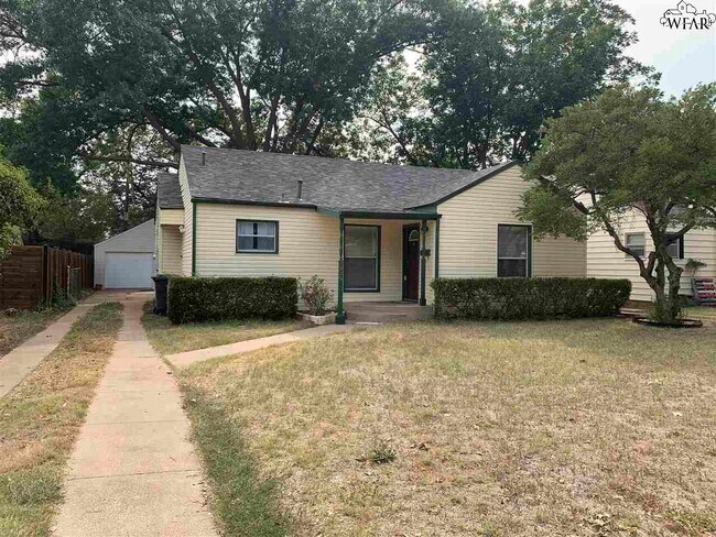 Building Photo - 1629 Ardath Ave