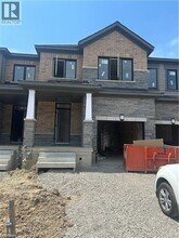 Building Photo - 21 Lonsdale Rd