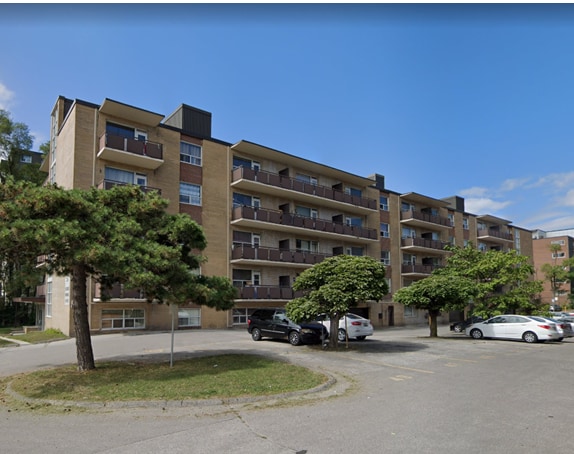 Building Photo - 2356 EGLINTON AVENUE EAST