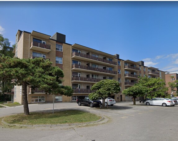 Photo du bâtiment - 2356 EGLINTON AVENUE EAST