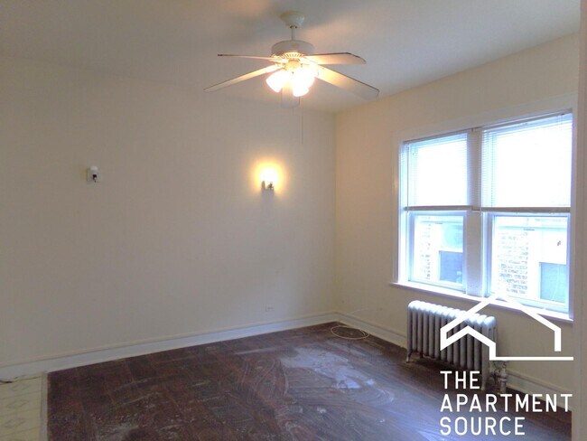 Foto del edificio - 6916 N Lakewood Ave