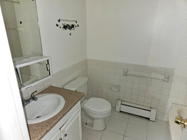 Foto del edificio - 1885 N Taylor Rd