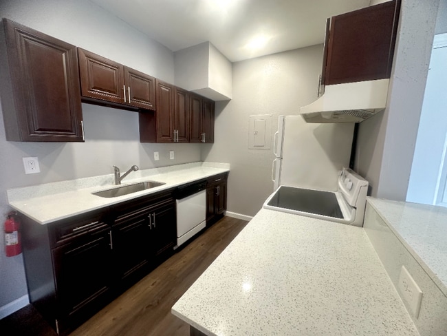 Photo - 8800 Westplace Dr Apartment