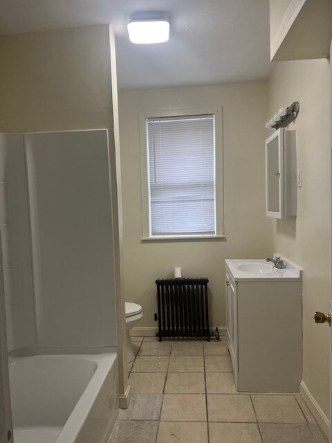 Building Photo - 415 Blackstone St