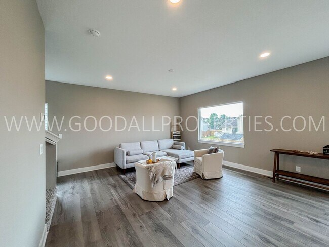 Building Photo - 3 Bedroom 3 Bath New Construction Home in ...