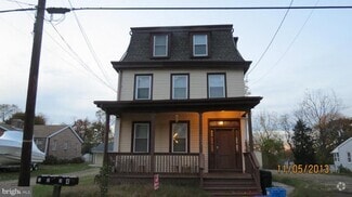 Building Photo - 211 Front St