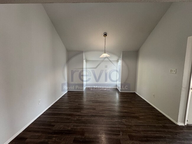Foto del edificio - 3325 Fairbanks St