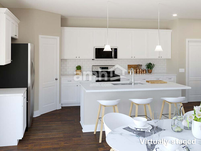 Foto del edificio - 15704 Thomas Road