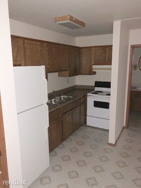 Foto del edificio - 2 br, 1 bath House - 9656 Elm St