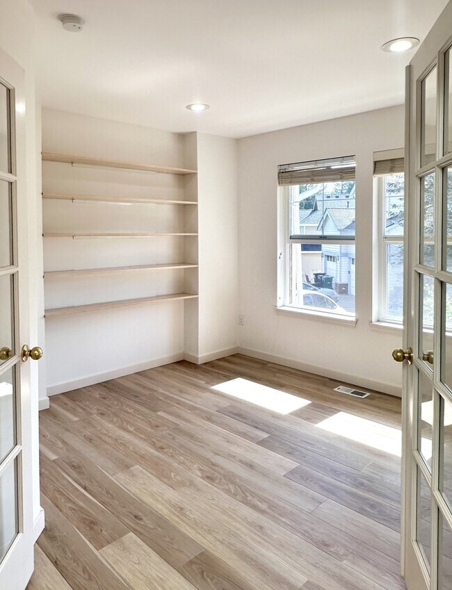Foto del edificio - 8419 143rd Ct NE