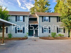 Building Photo - 17718 85th Ave Ct E