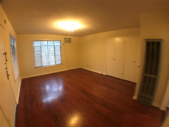 Foto del edificio - 902 1/2 S 2nd St