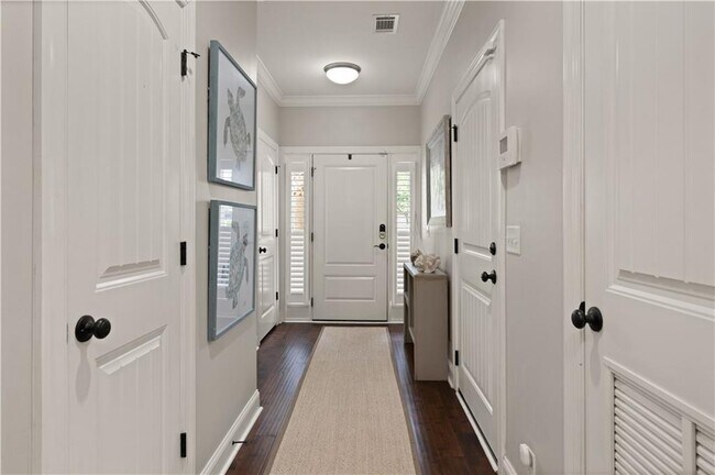 Foto del edificio - 1105 Reserve Ln