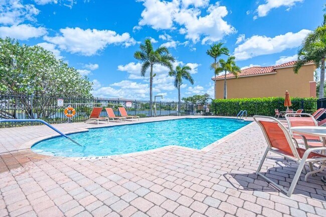 Foto del edificio - 784 SW 106th Ave