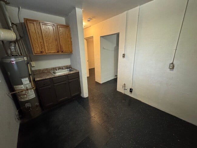 Foto del edificio - 337 Iota Ave S