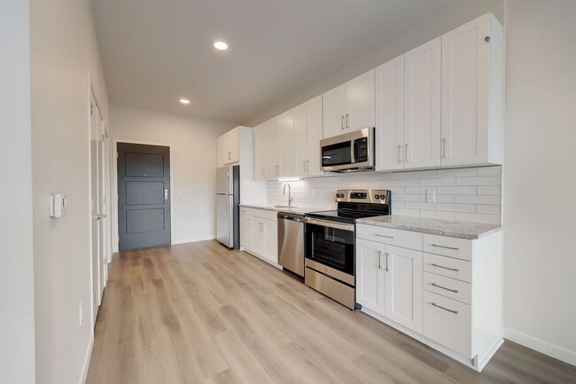 Interior Photo - CR Crossing