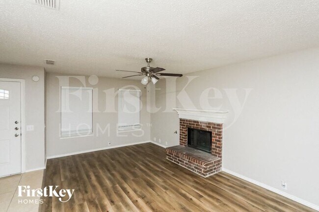 Foto del edificio - 119 Amber Ridge Dr