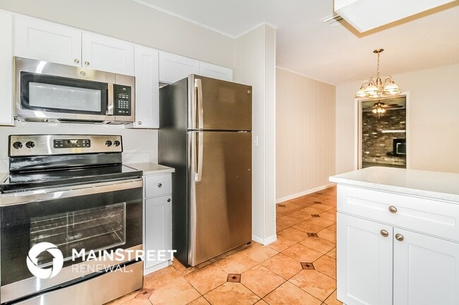 Foto del edificio - 1301 Leeway Ave