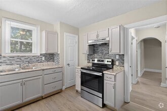 Building Photo - 10194 Imperial Dr