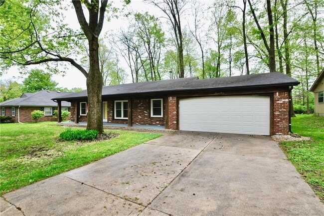Building Photo - 23 Sleepy Hollow Ln