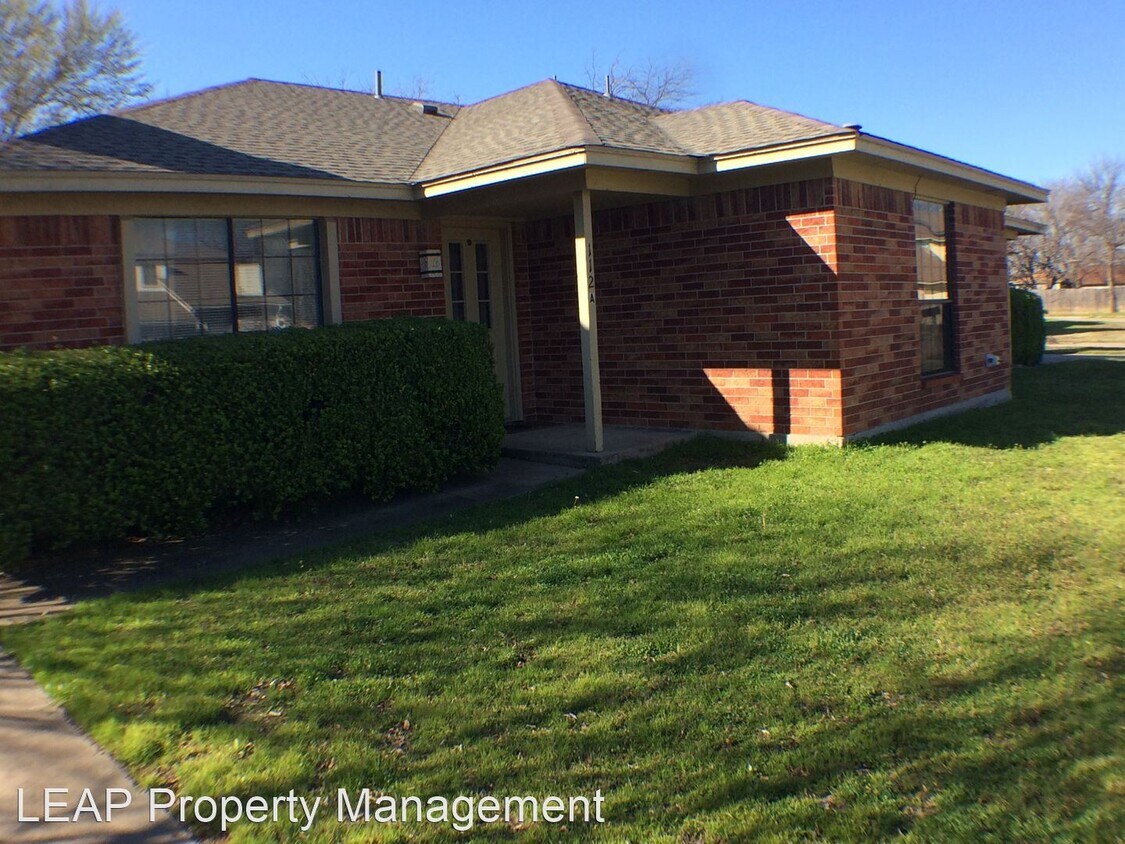 Foto principal - 3 br, 2 bath House - 112 Myers Drive #A