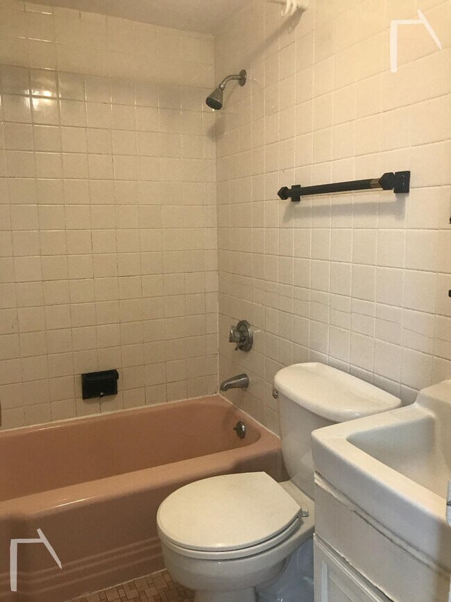 Building Photo - 155 Brighton Ave