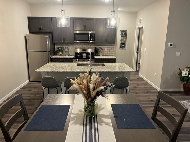 Foto del edificio - 2087 Community Ln