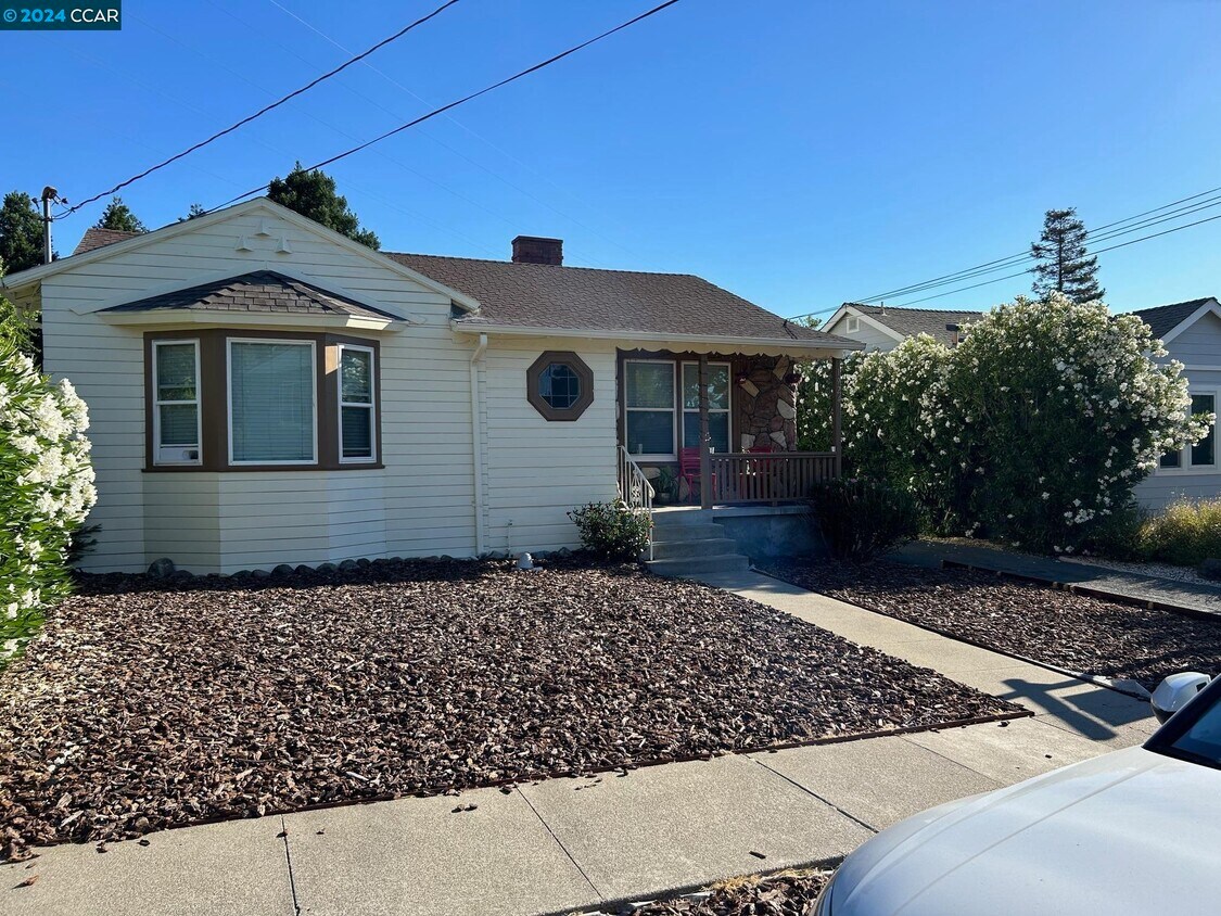 Foto principal - 1924 Almond Ave # B,Walnut Crk