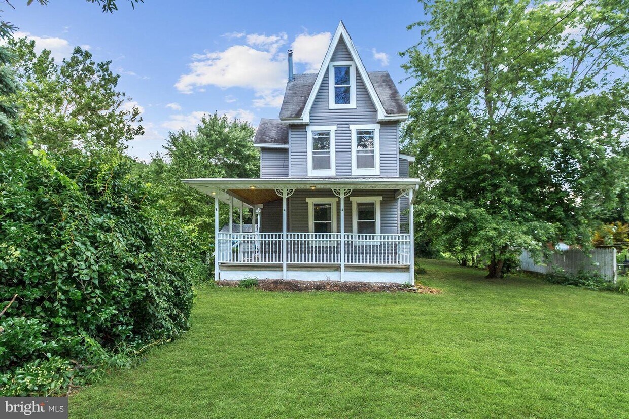 1202 Bridgeboro Rd, Beverly, NJ 08010 House Rental in Beverly, NJ