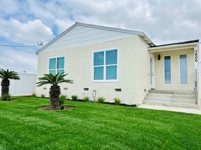 Building Photo - 3606 Golden Ave