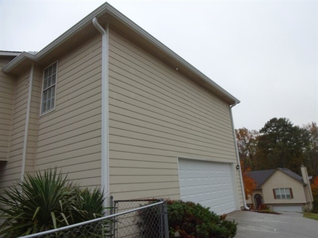 Building Photo - 5920 Tallant Drive