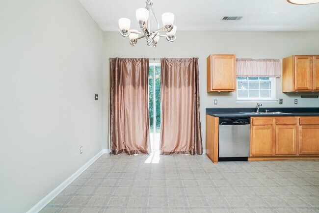 Foto del edificio - 3707 Verde Glen Ln