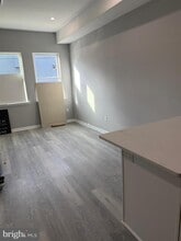 Building Photo - 765 N 39th St