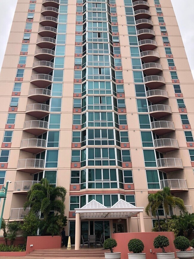 Foto del edificio - One Archer Lane! 2/2/2 - Incredible Views!