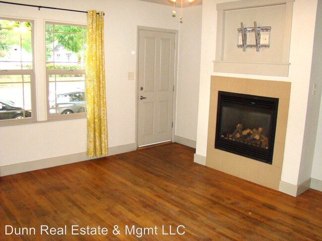 Foto del edificio - 1110 Peterson St