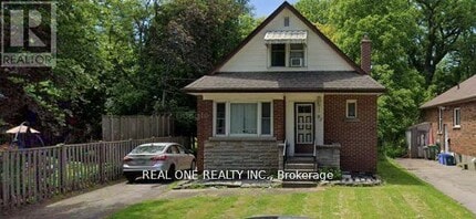 Building Photo - 92 Binkley Crescent