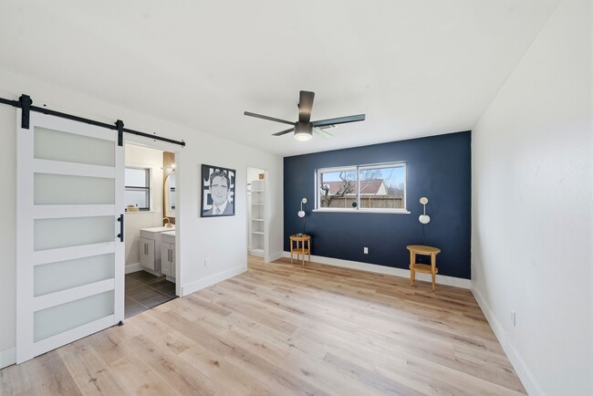 Building Photo - 1201 Sandpiper Dr