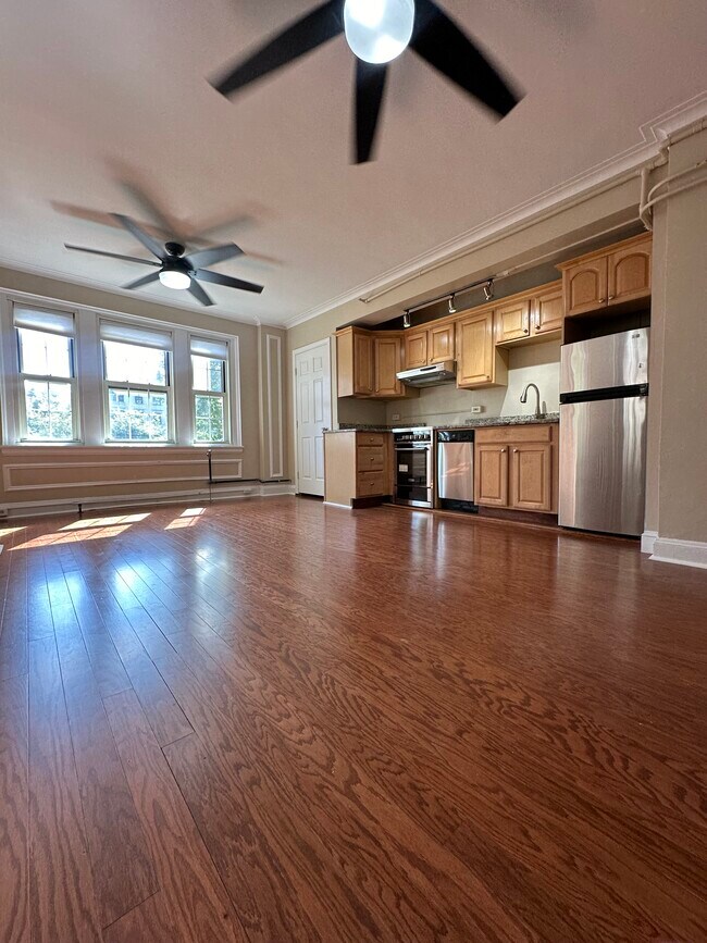 Foto del edificio - 1476 Beacon St