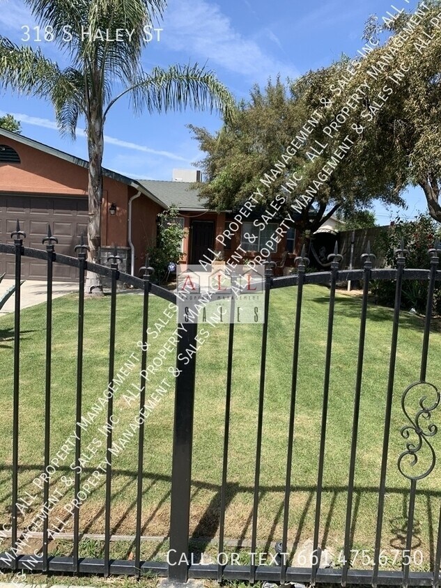 Foto principal - 318 S Haley St