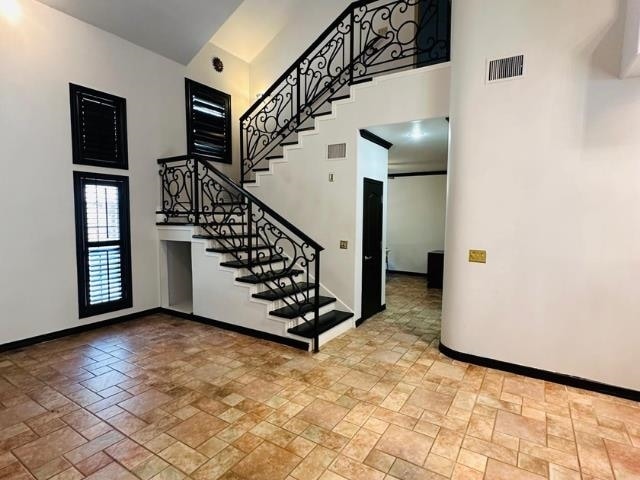 Building Photo - 109 E Del Mar Blvd