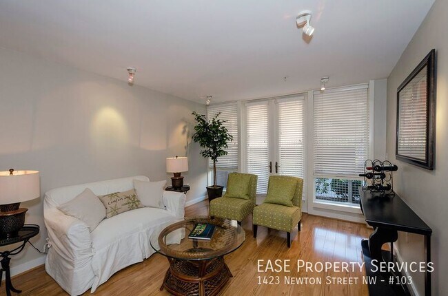 Foto del edificio - 1423 Newton St NW
